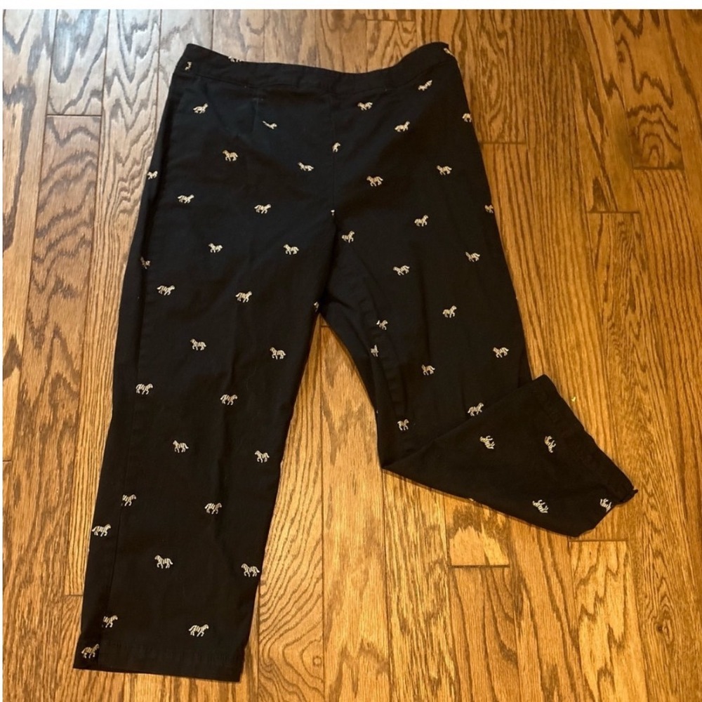 Women's Coldwater Creek 10 Black Zebra Embroidered Pants EUC